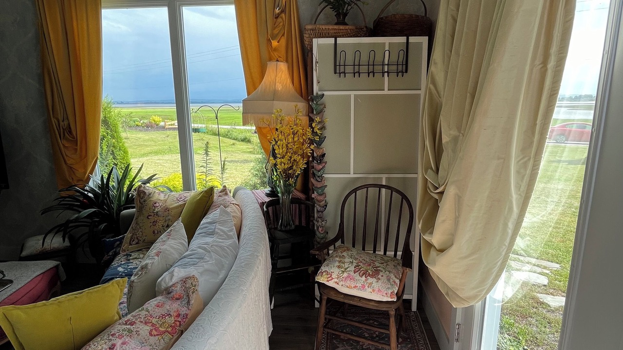 Photo of Livingroom in Kingsport