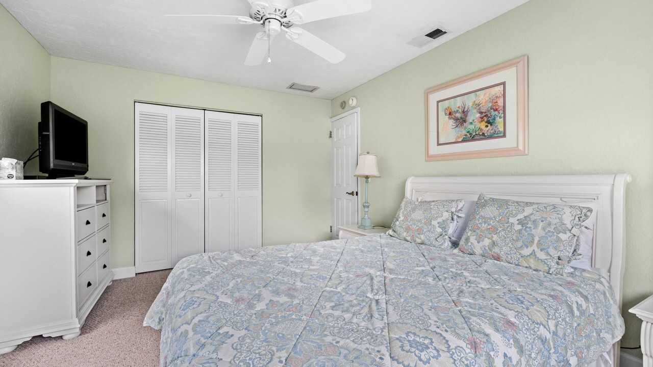 Photo of Bedroom in Longboat Key