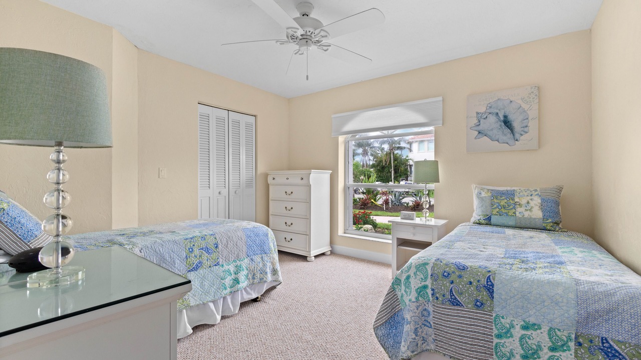 Photo of Bedroom in Longboat Key