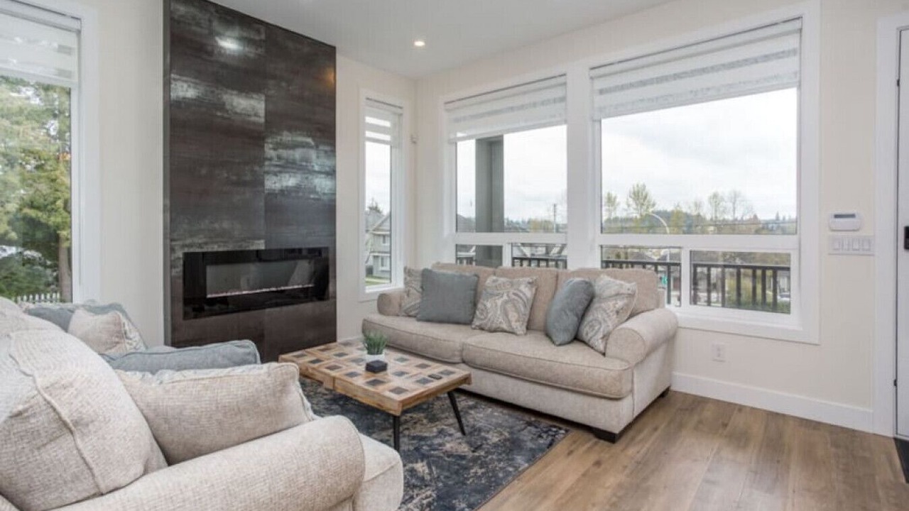 Photo of Livingroom in Newton