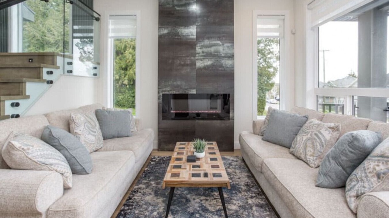 Photo of Livingroom in Newton