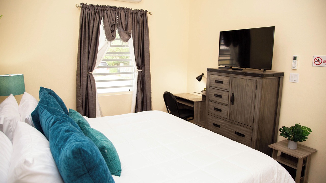 Photo of Bedroom in Estate Upper Bethlehem