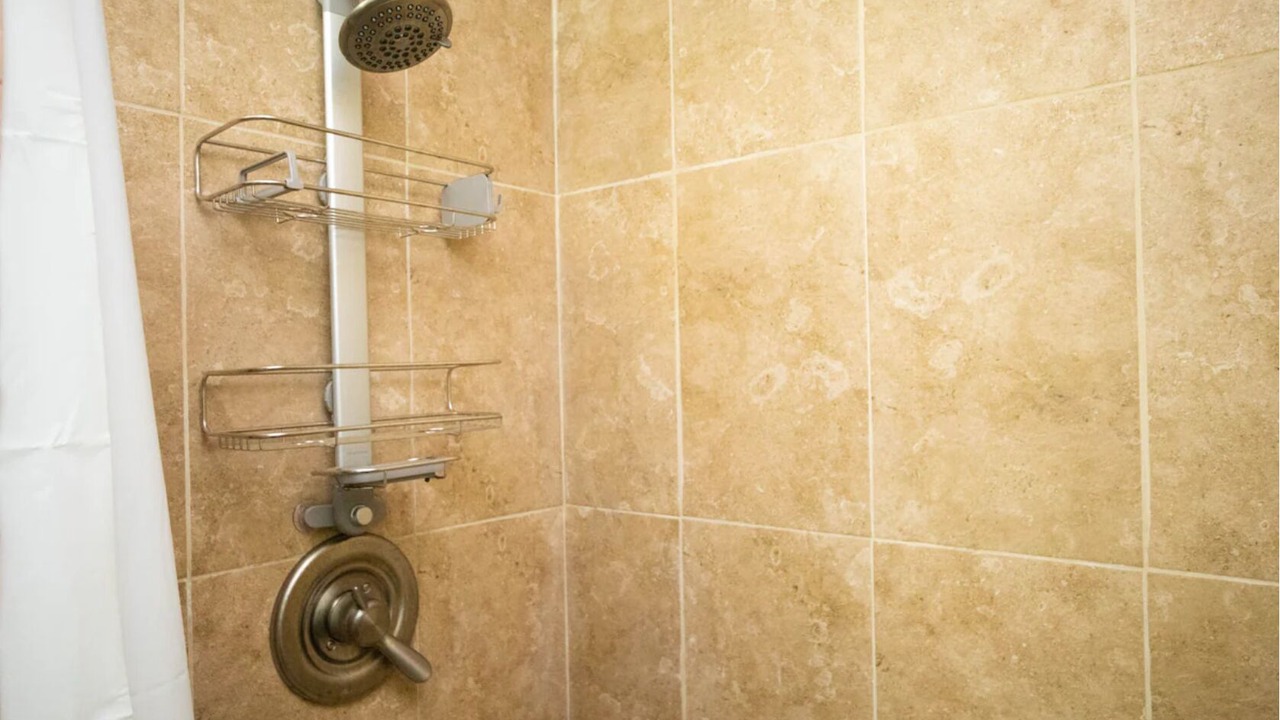 Photo of Bathroom in Estate Upper Bethlehem