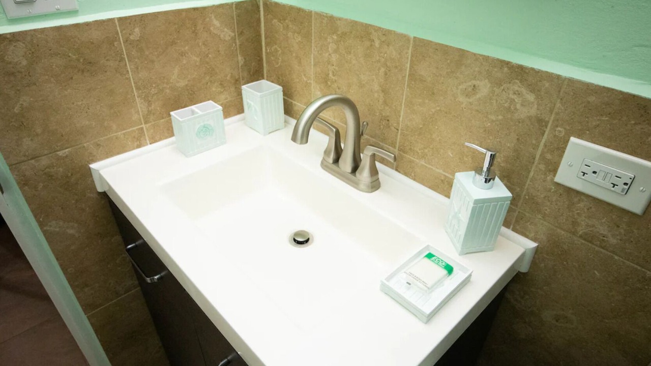 Photo of Bathroom in Estate Upper Bethlehem