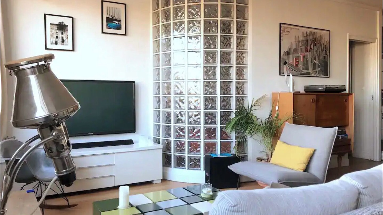 Photo of Livingroom in Quinze-Vingts