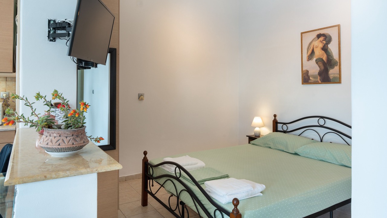 Photo of Bedroom in Loutra