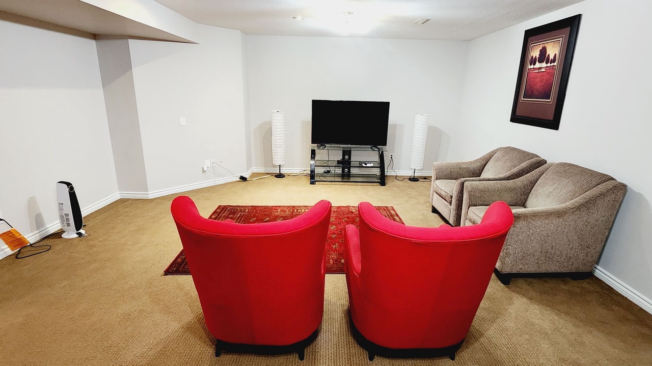 Photo of Livingroom in Airdrie