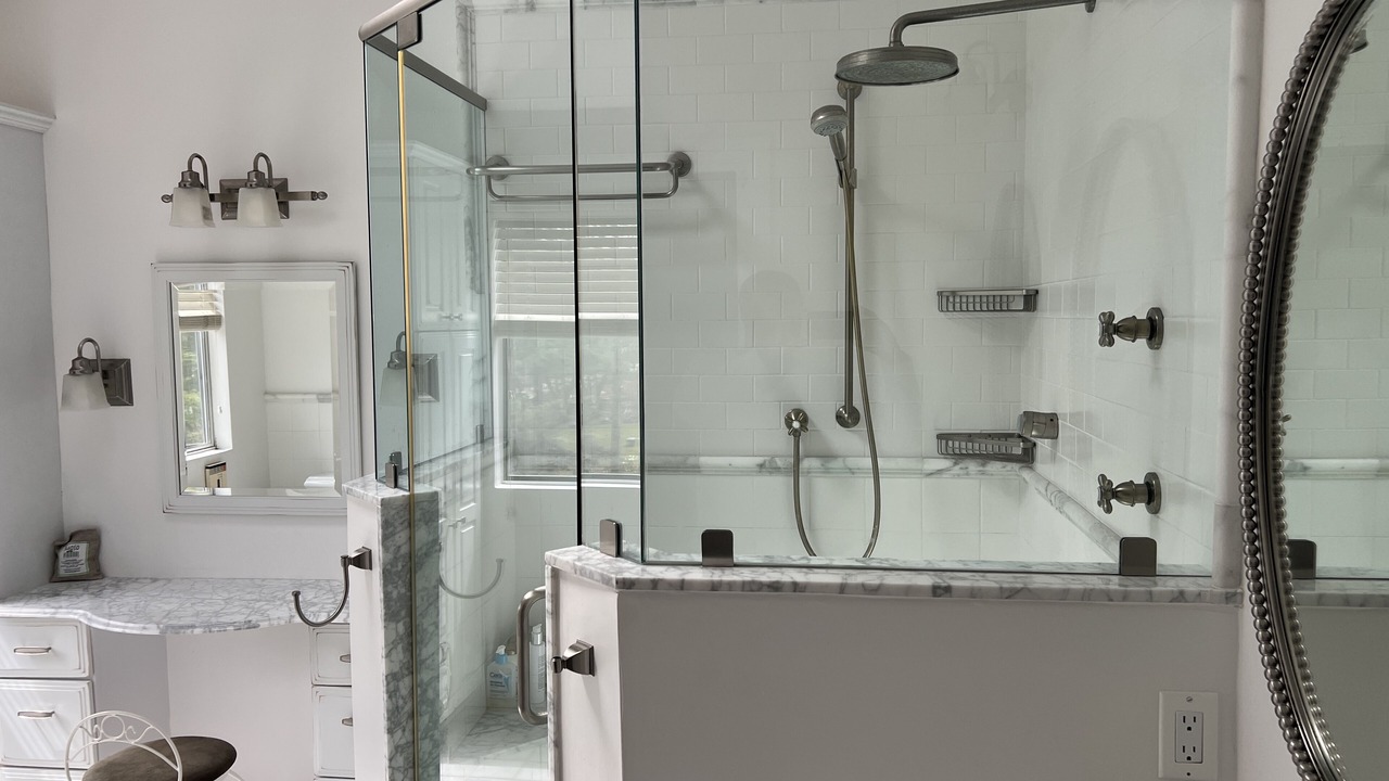 Photo of Bathroom in Sagaponack