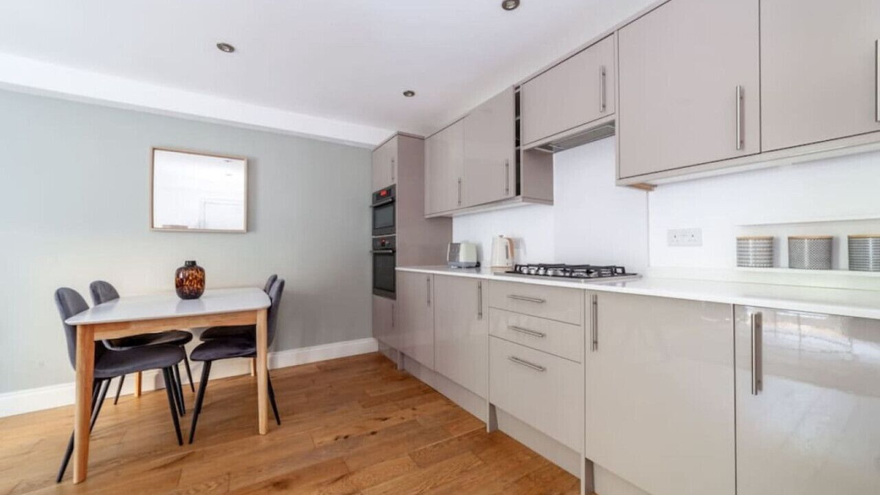 Photo of Kitchen in Belsize