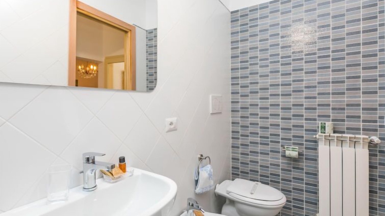 Photo of Bathroom in Montefollonico