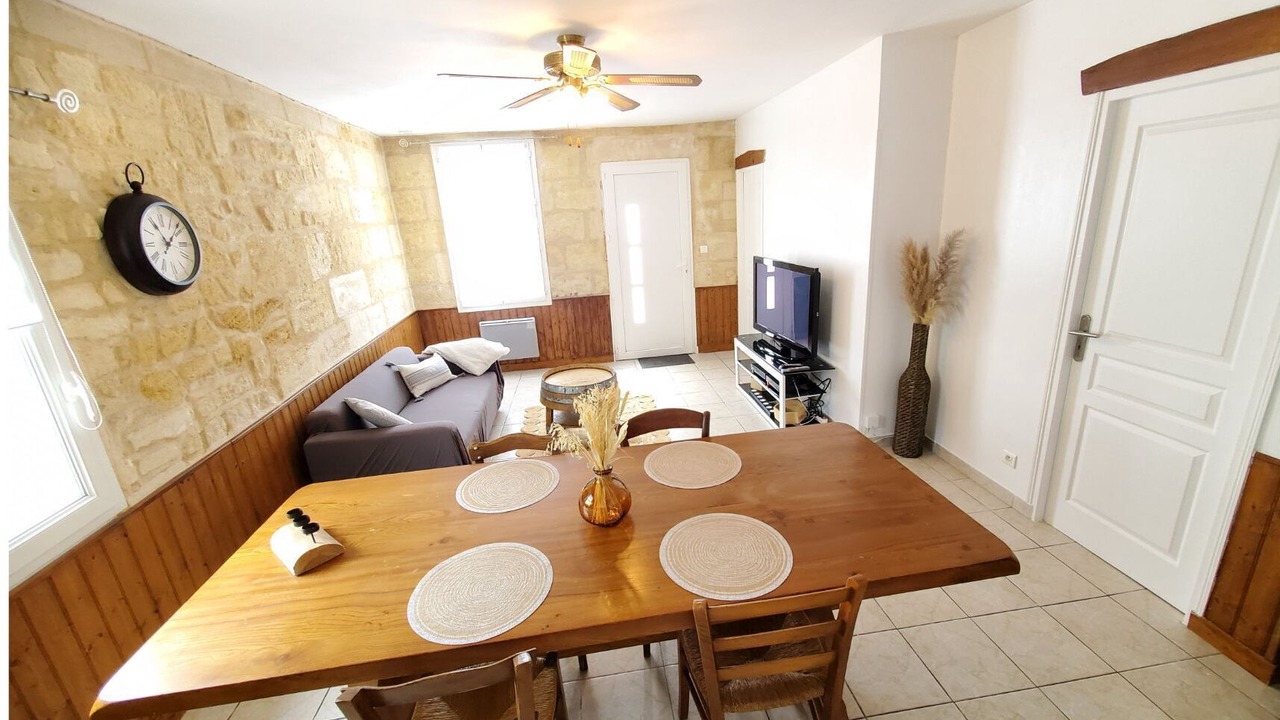 Photo of Livingroom in Margaux-Cantenac