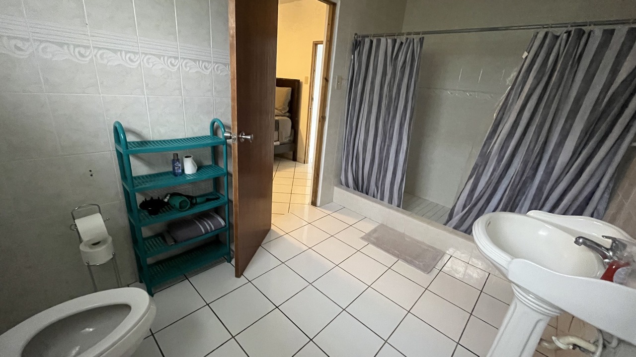 Photo of Bathroom in Utuado