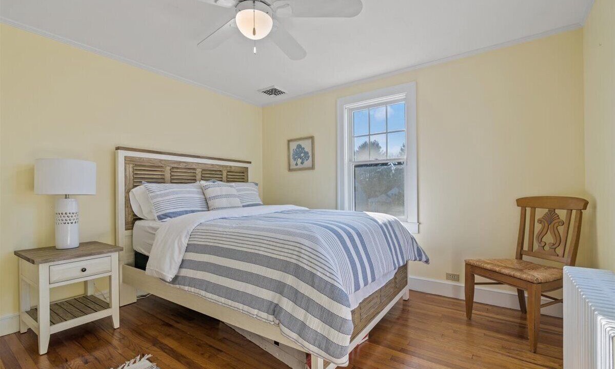 Photo of Bedroom in Clinton