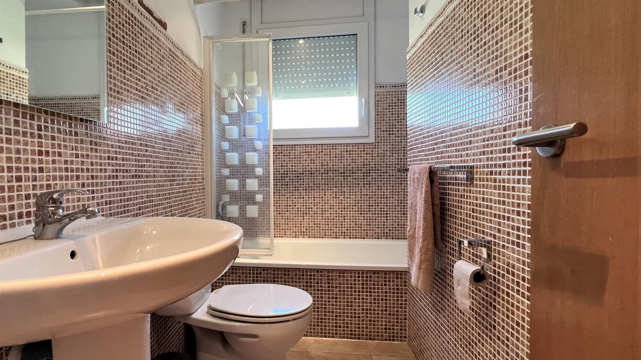 Photo of Bathroom in Bon Relax
