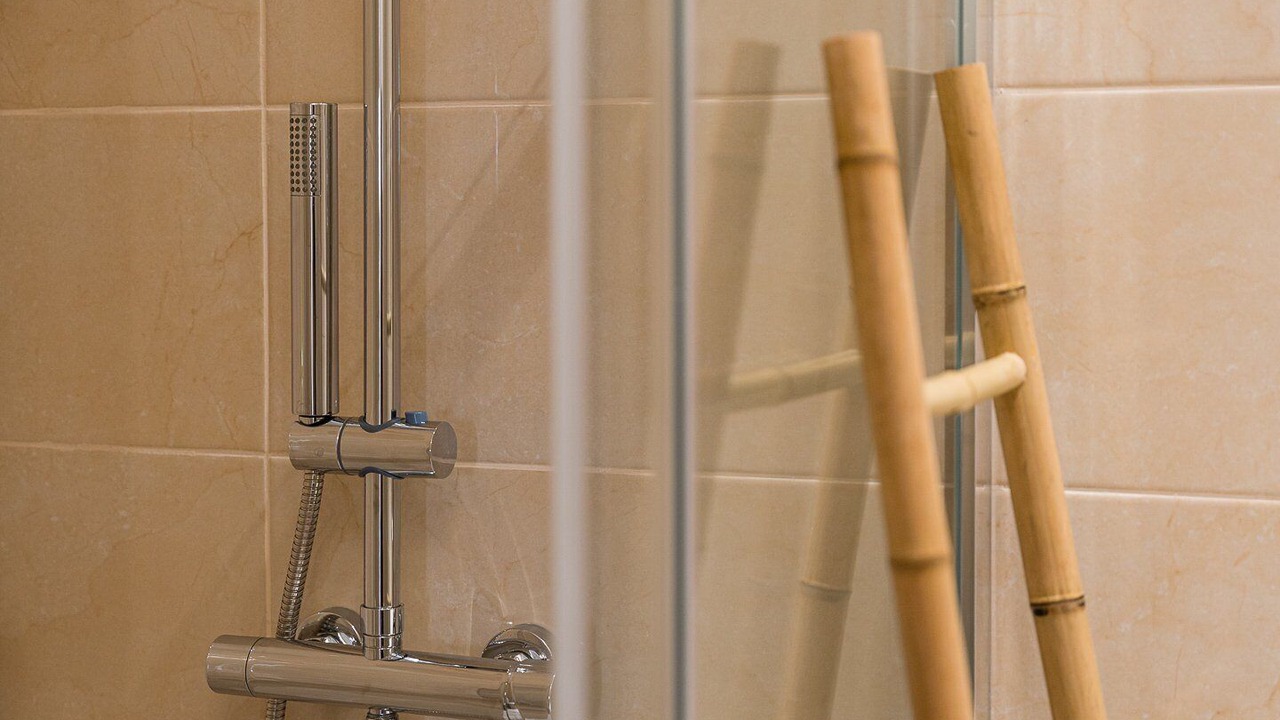Photo of Bathroom in Rates