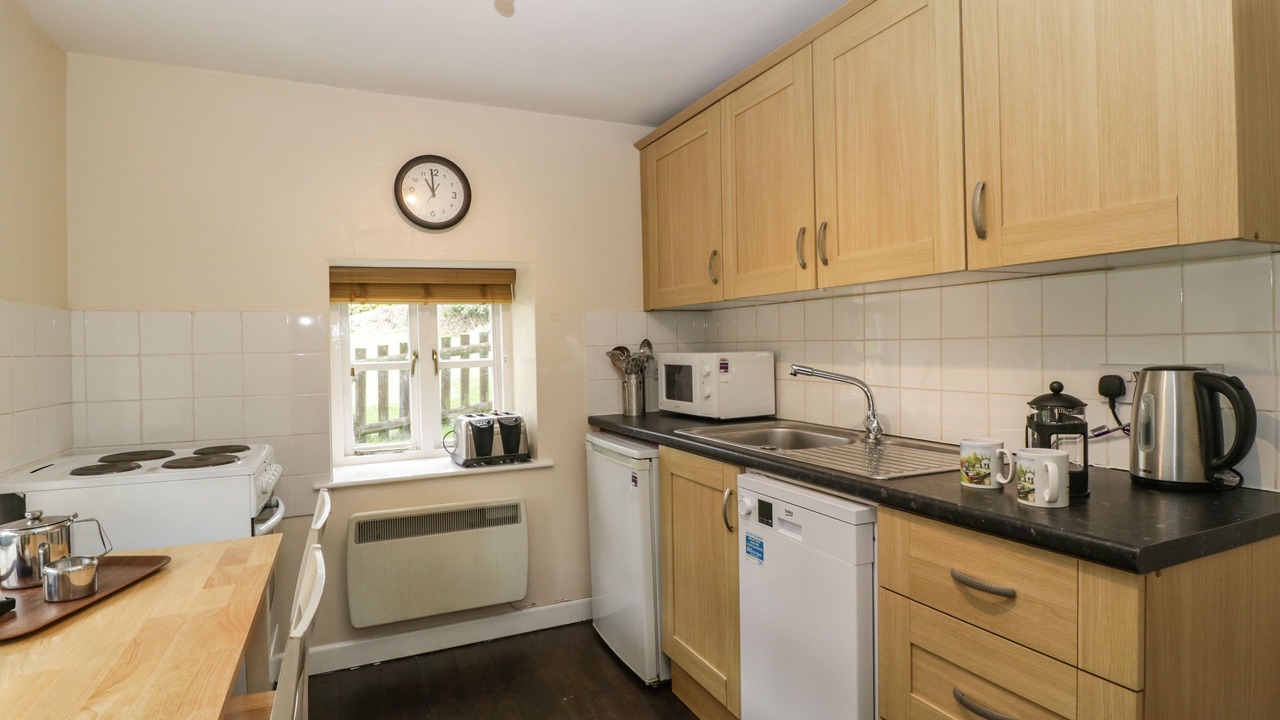 Photo of Kitchen in Llanvair Kilgeddin
