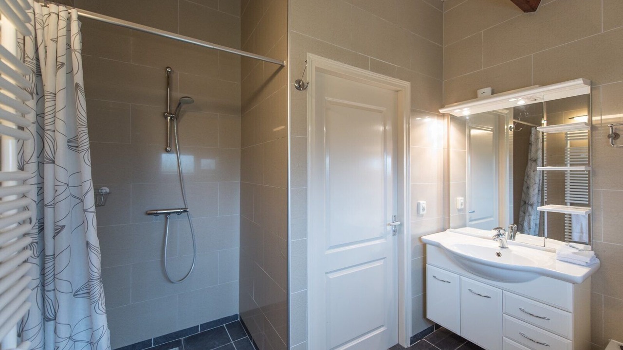 Photo of Bathroom in Ballum