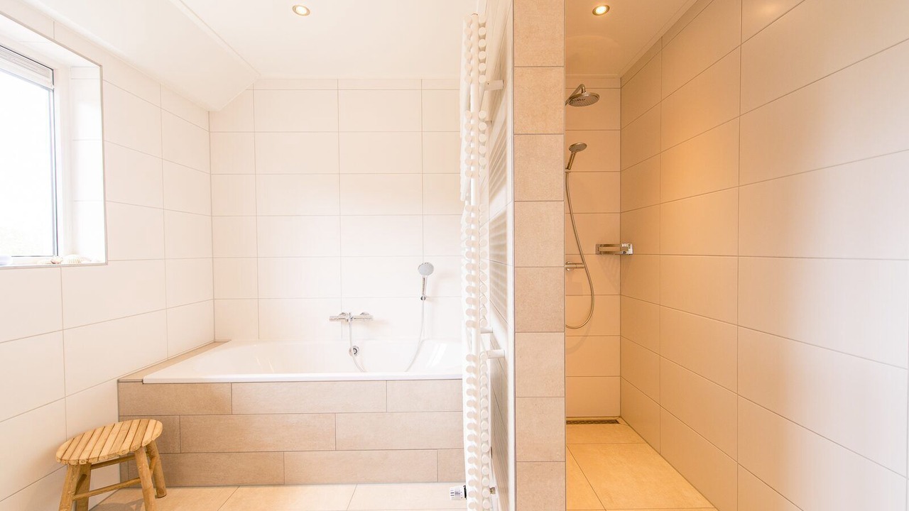 Photo of Bathroom in Ballum