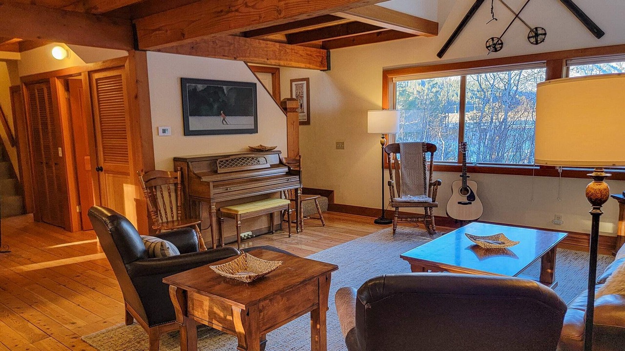 Photo of Bedroom in Mazama