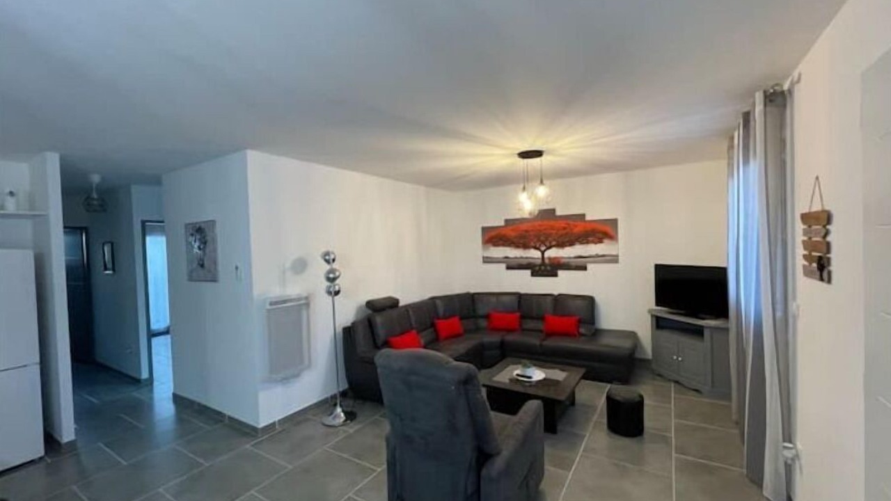 Photo of Livingroom in Sorgues