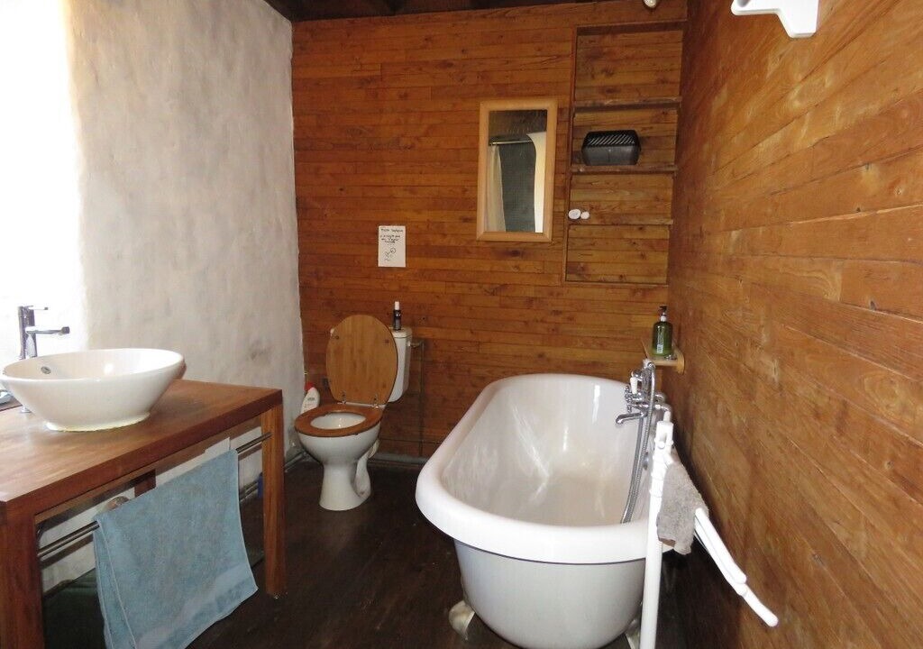 Photo of Bathroom in Sainte-Croix-de-Volvestre