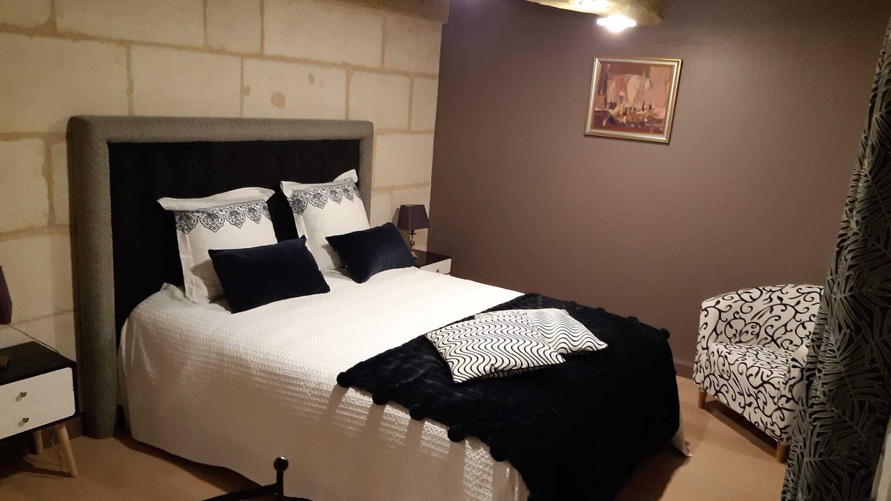 Photo of Bedroom in Nouan-sur-Loire