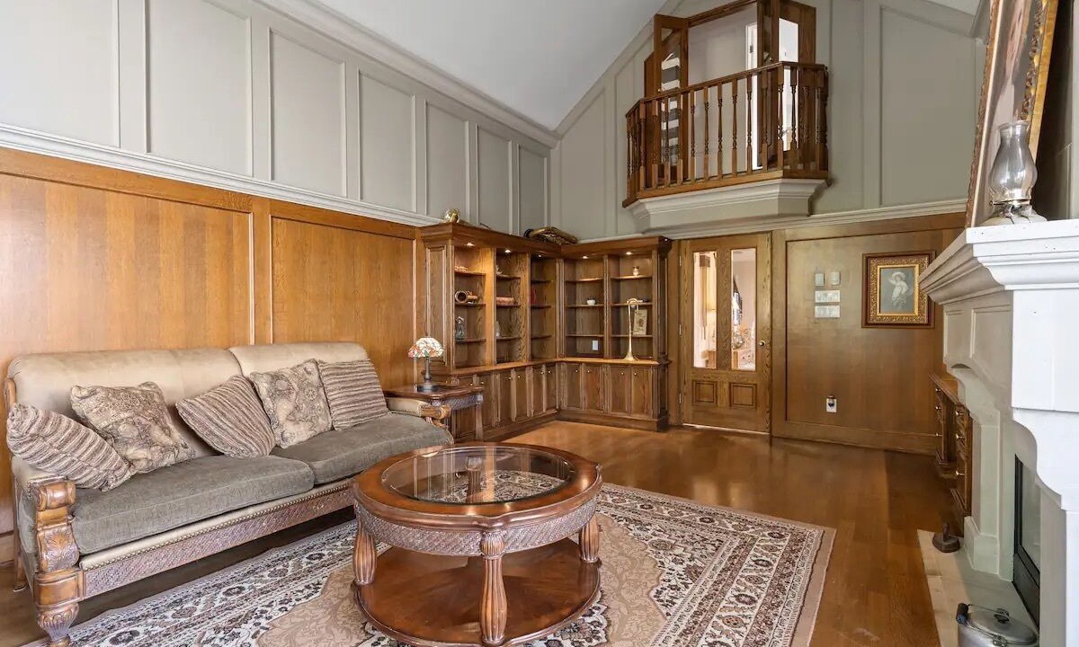 Photo of Livingroom in Chilliwack