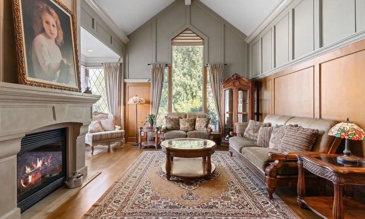 Photo of Livingroom in Chilliwack