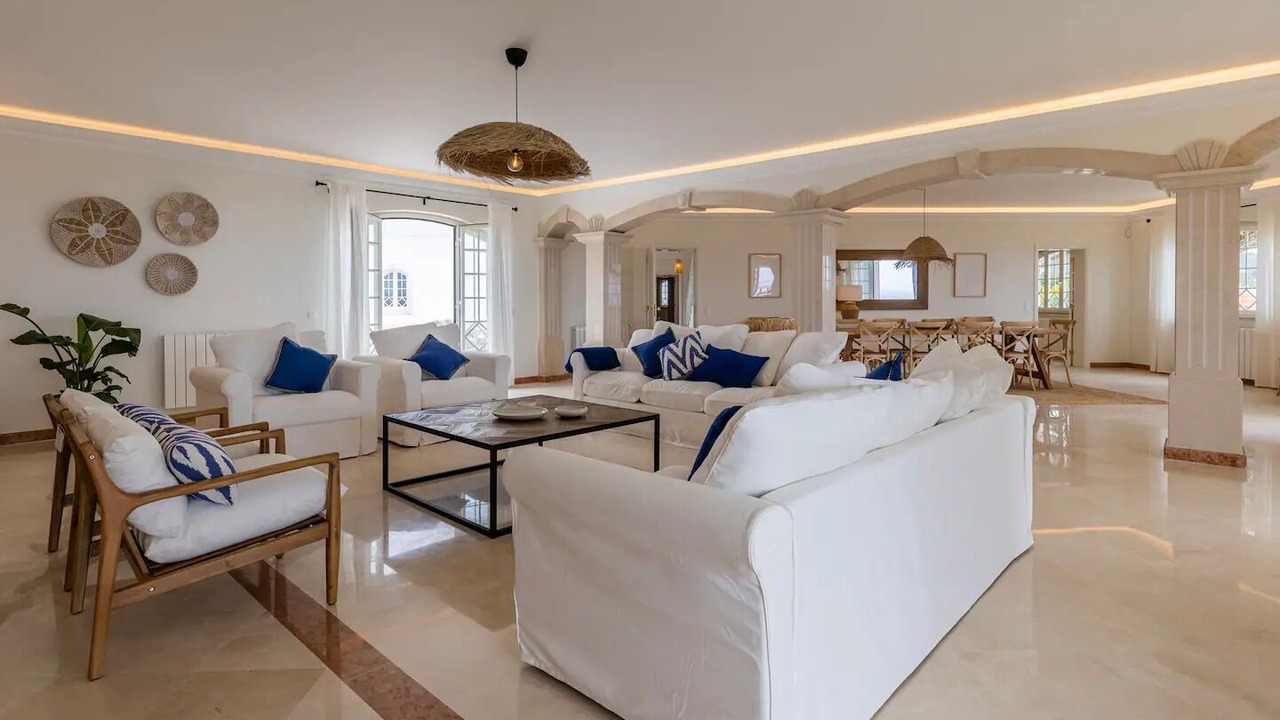 Photo of Livingroom in Colares