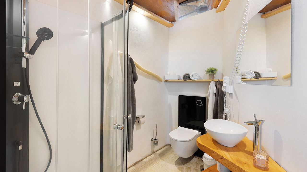 Photo of Bathroom in Rosenfeld