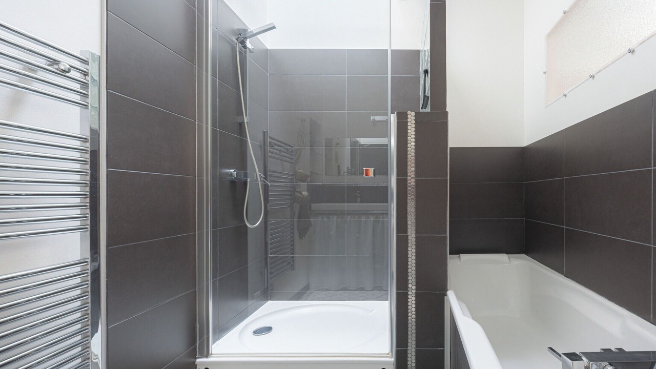 Photo of Bathroom in Mareuil-Sur-Lay-Dissais