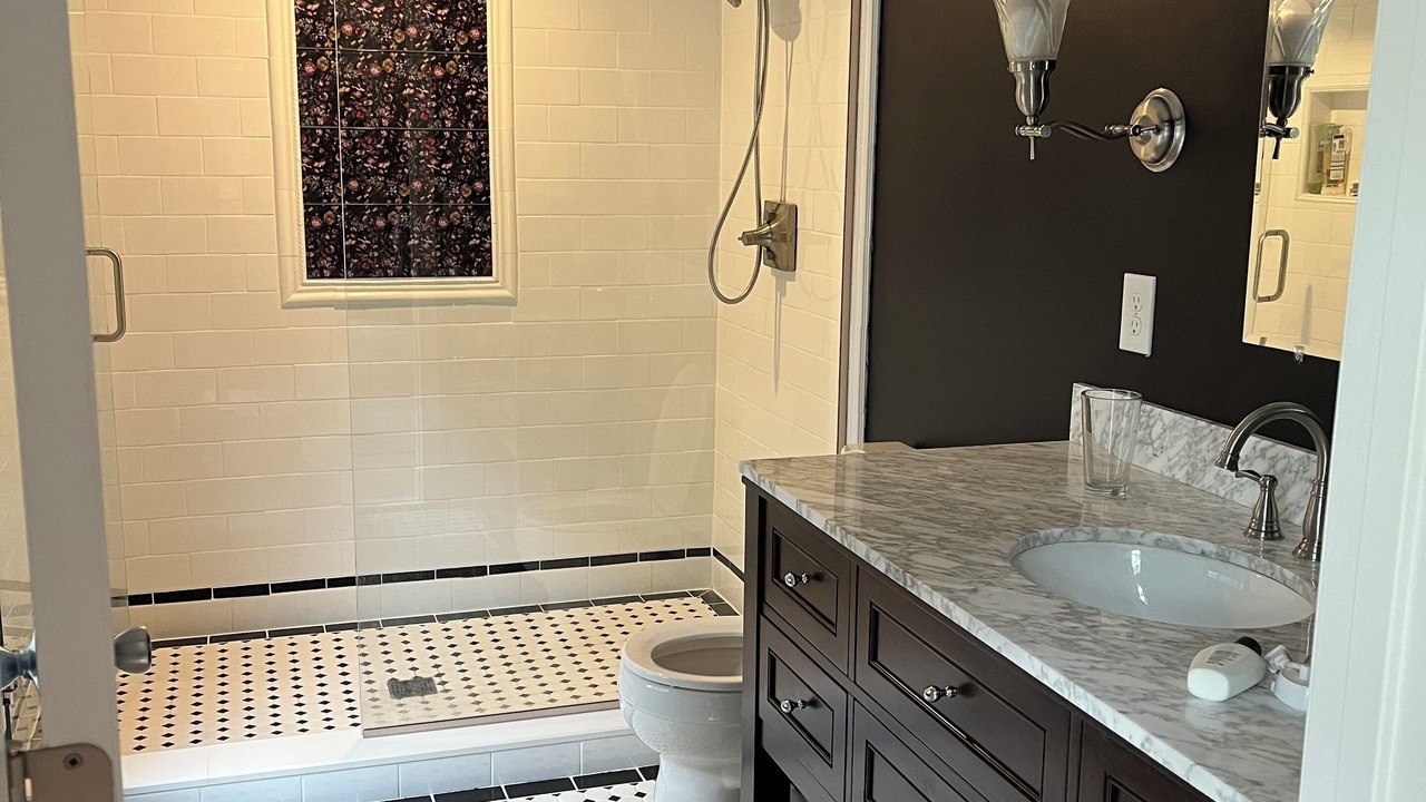 Photo of Bathroom in Ypsilanti