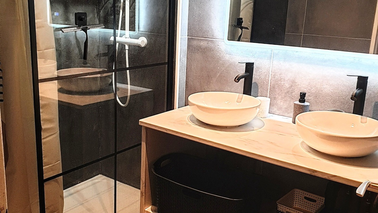 Photo of Bathroom in Villepinte