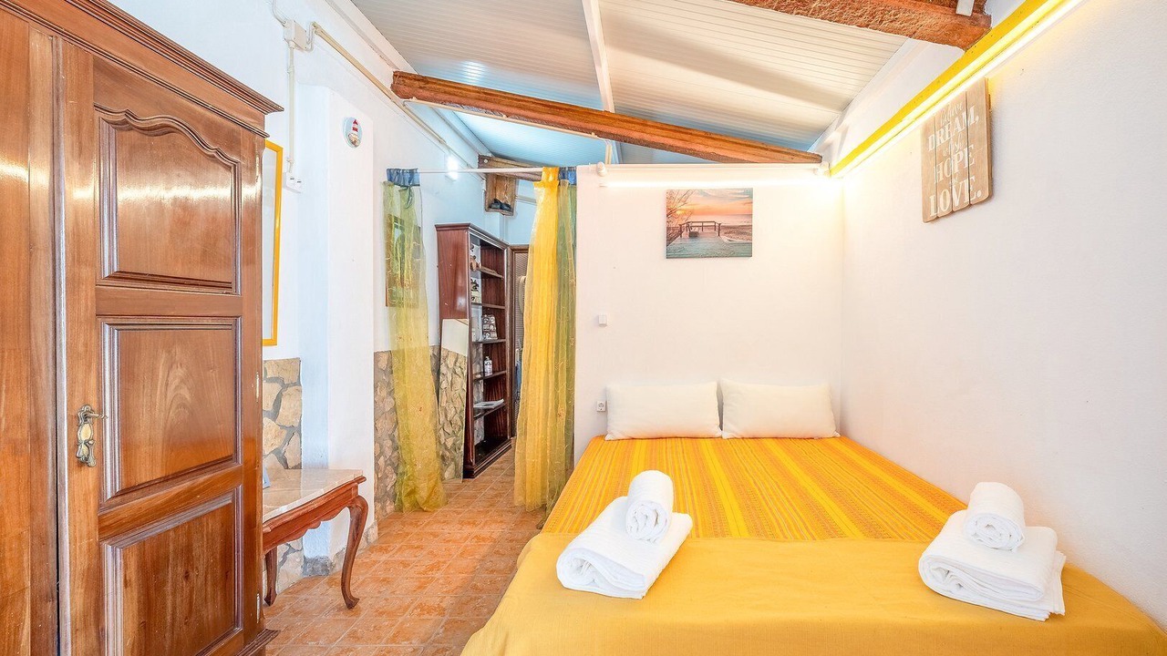 Photo of Bedroom in Arruda dos Vinhos