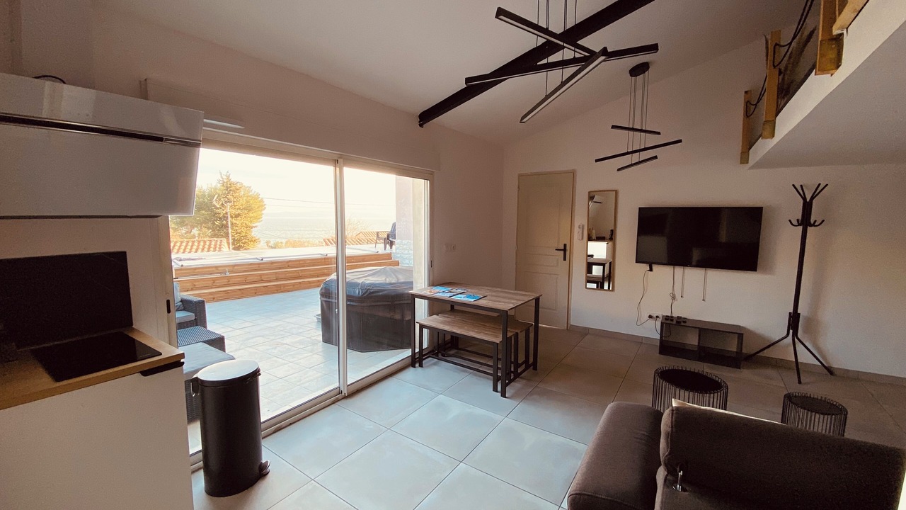 Photo of Livingroom in Istres
