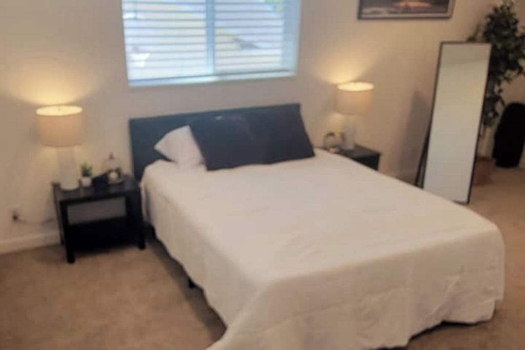 Photo of Bedroom in Hyde Park