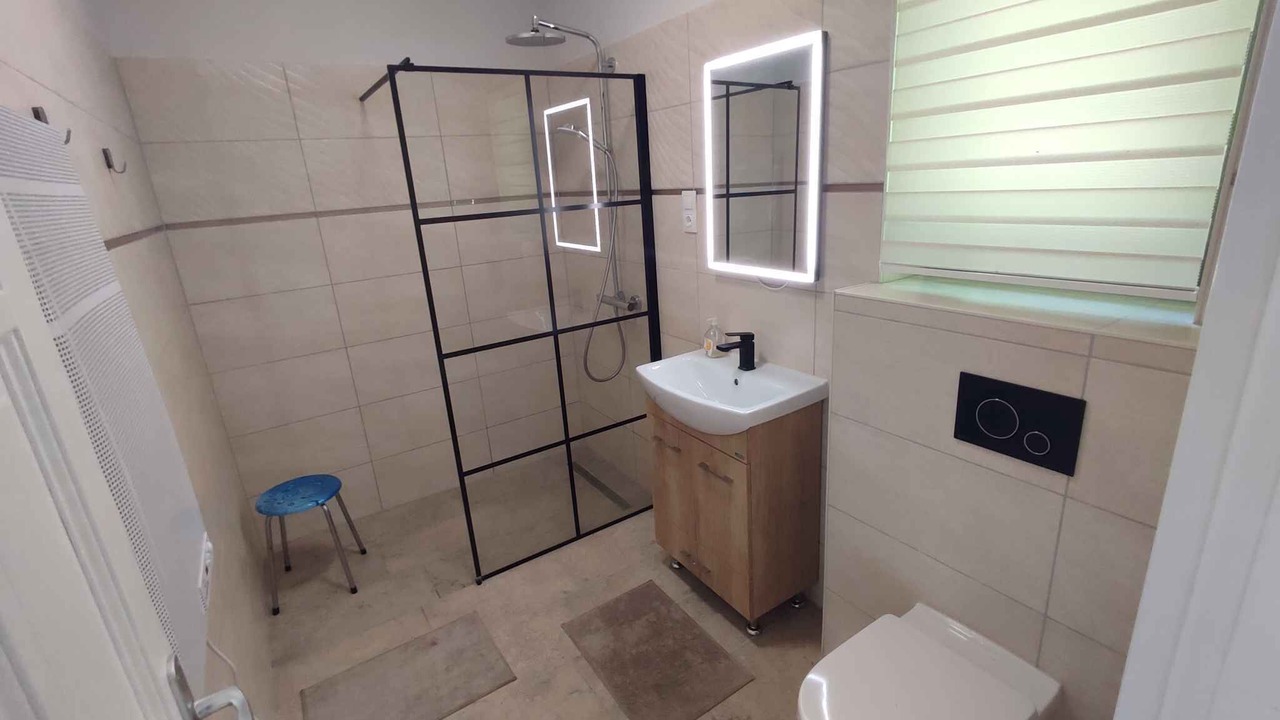 Photo of Bathroom in Balatonudvari