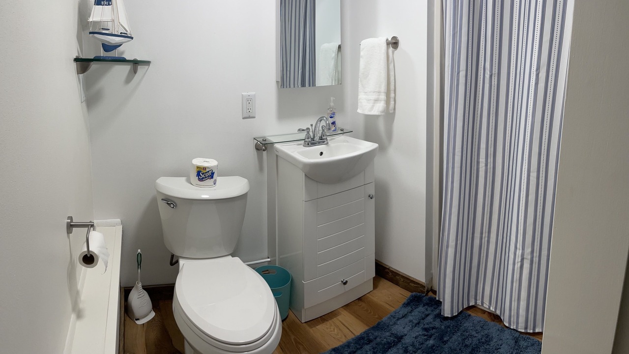Photo of Bathroom in Edgerton