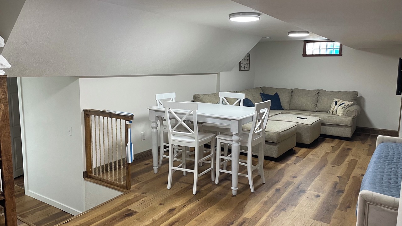 Photo of Livingroom in Edgerton