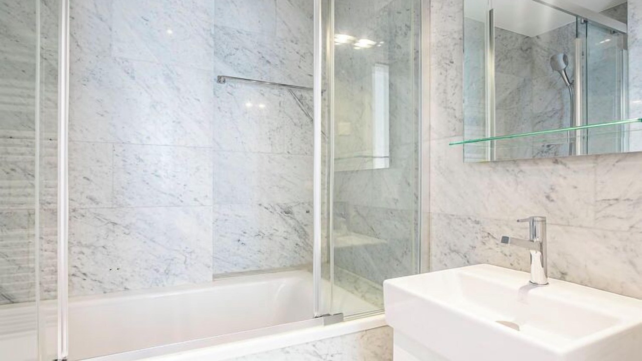 Photo of Bathroom in Montreux City Centre