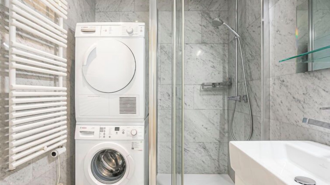 Photo of Bathroom in Montreux City Centre