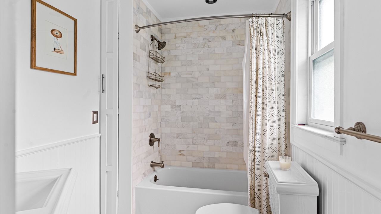 Photo of Bathroom in Greenport West