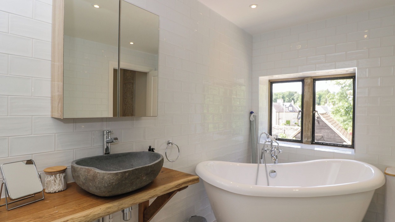Photo of Bathroom in Castle Combe