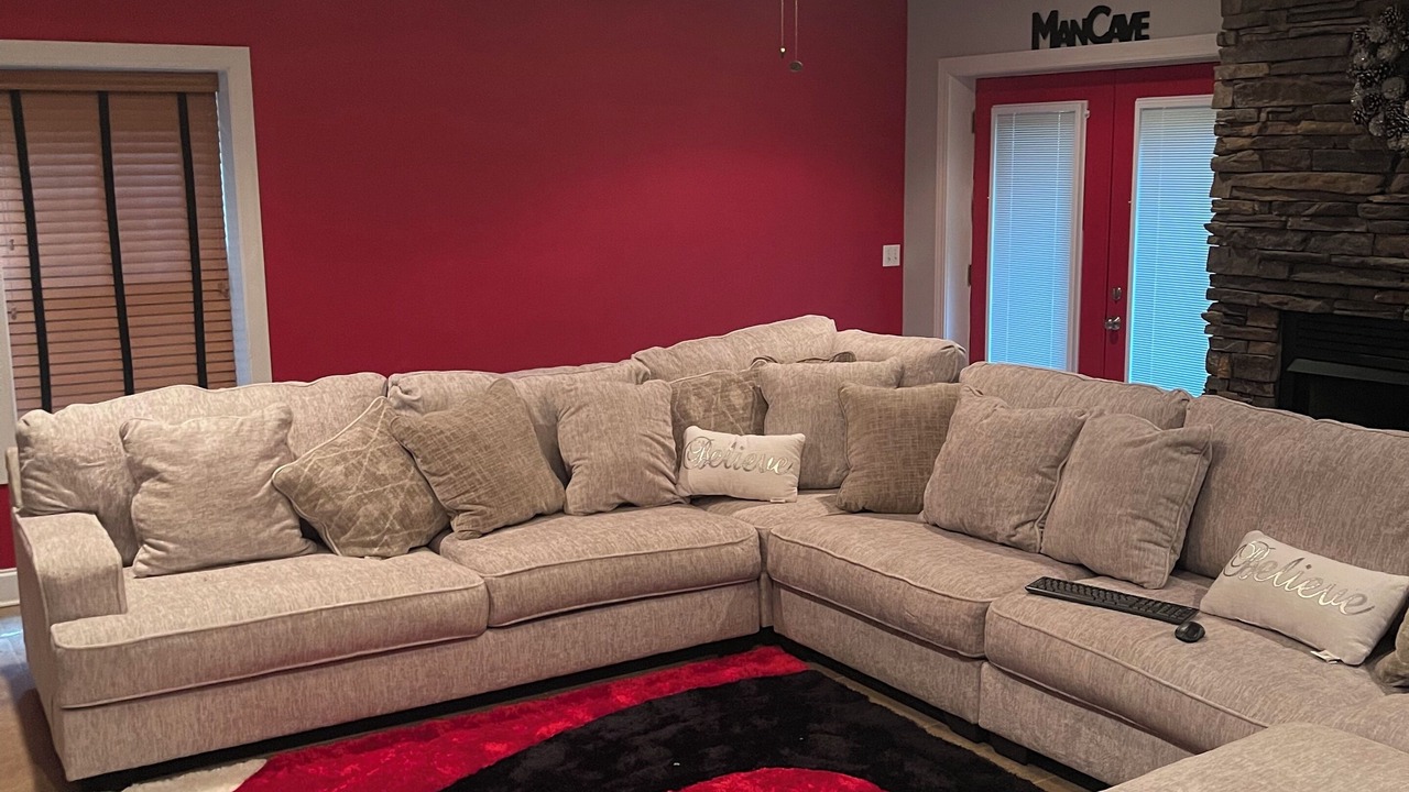 Photo of Livingroom in Jamestown