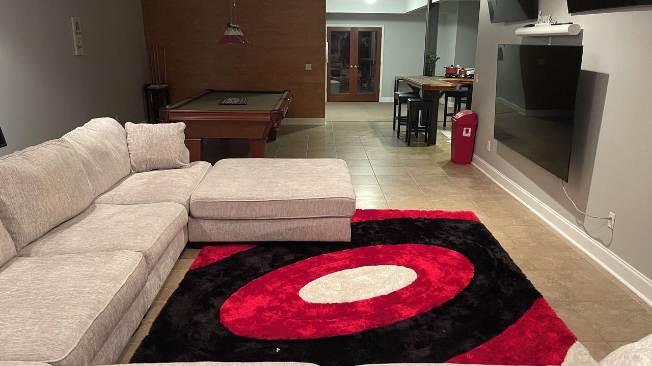 Photo of Livingroom in Jamestown