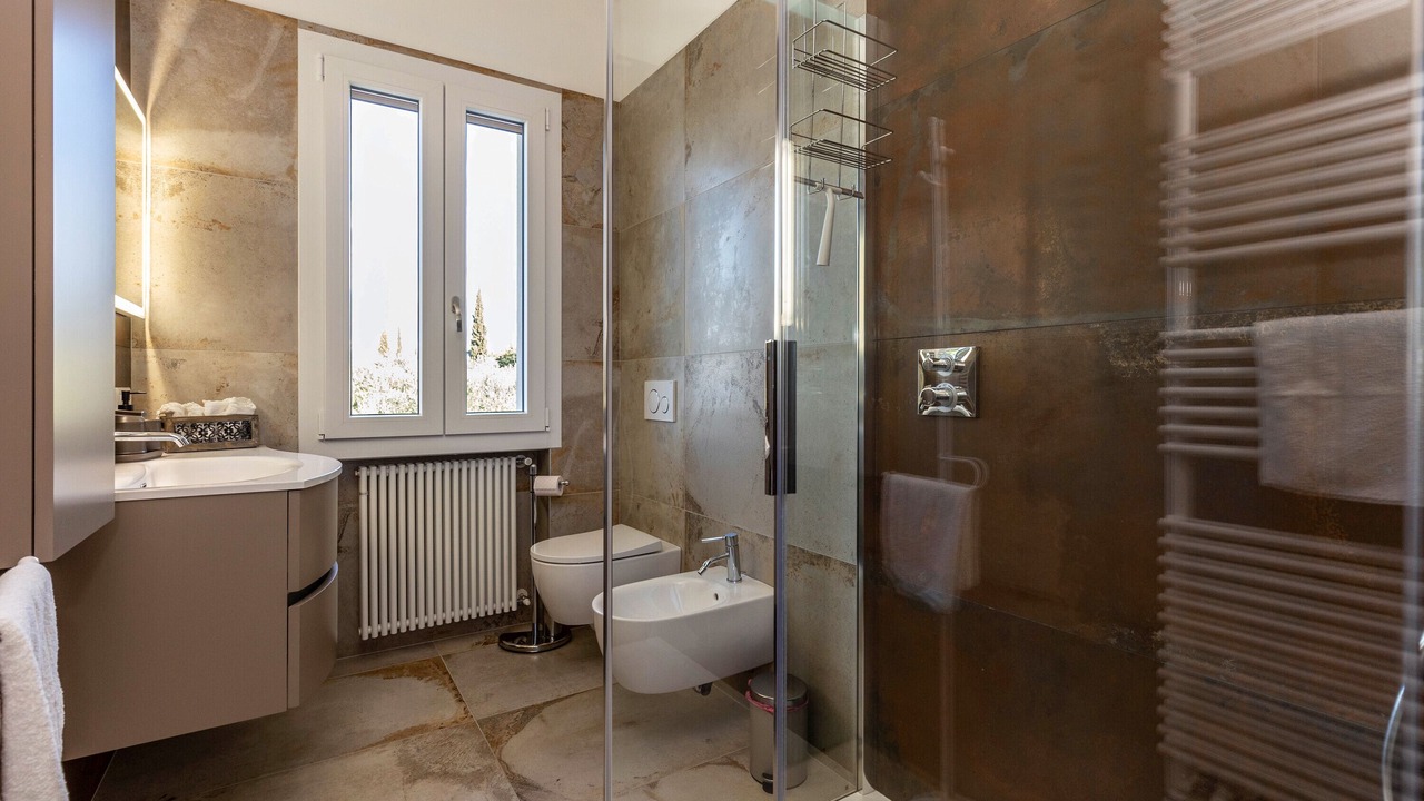 Photo of Bathroom in Torri del Benaco