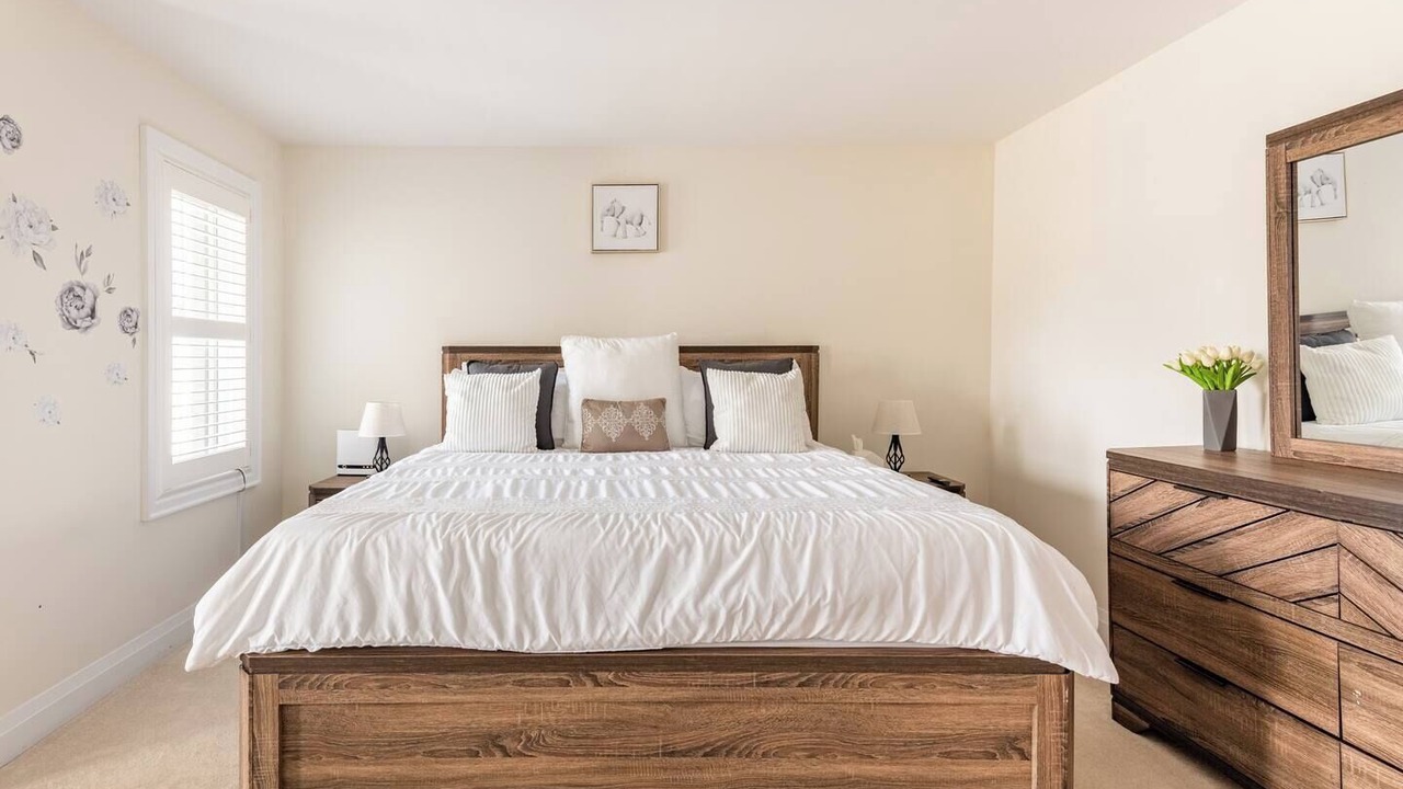 Photo of Bedroom in Durham Region