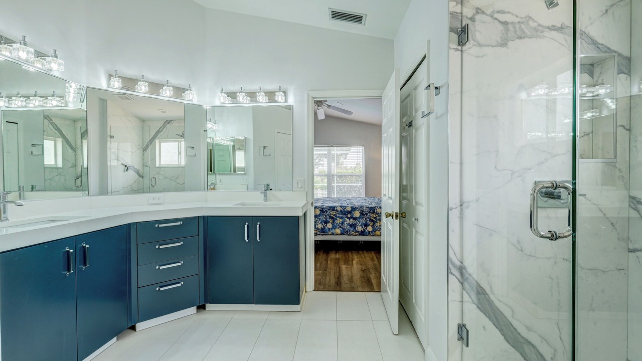 Photo of Bathroom in Sabal Harbour