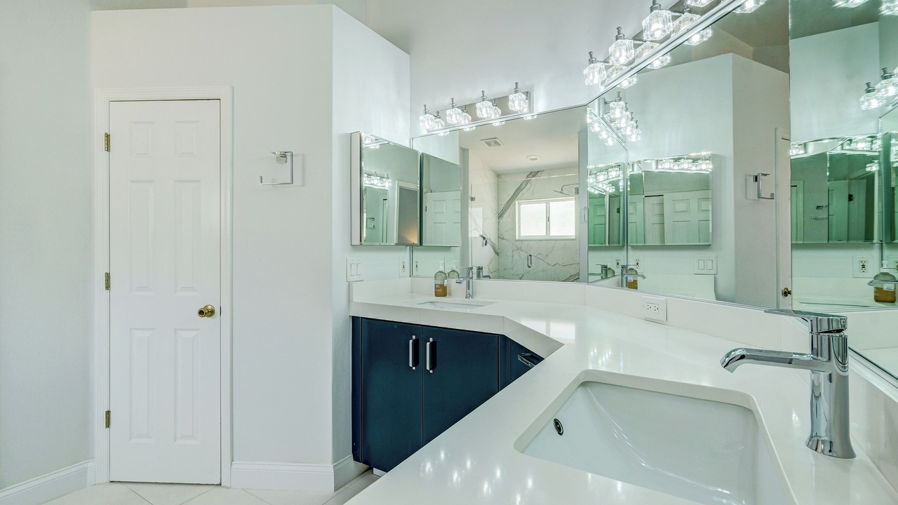 Photo of Bathroom in Sabal Harbour