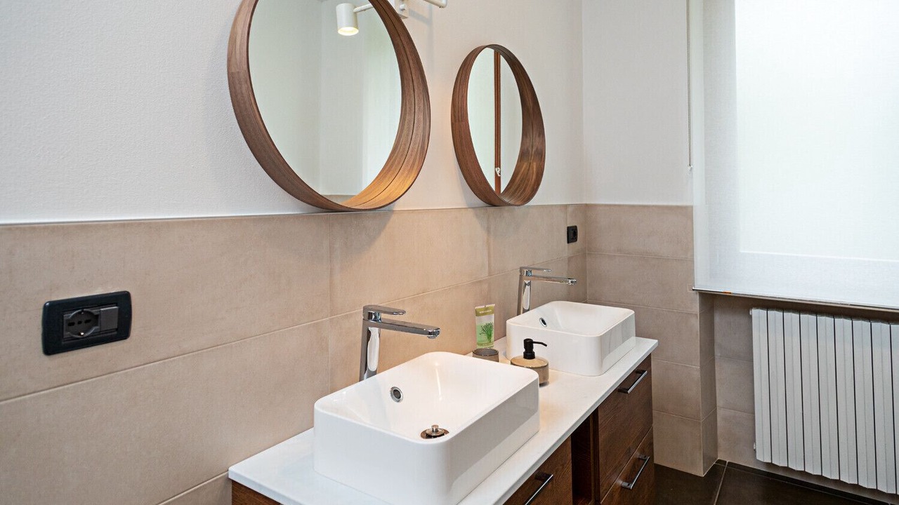Photo of Bathroom in Costermano